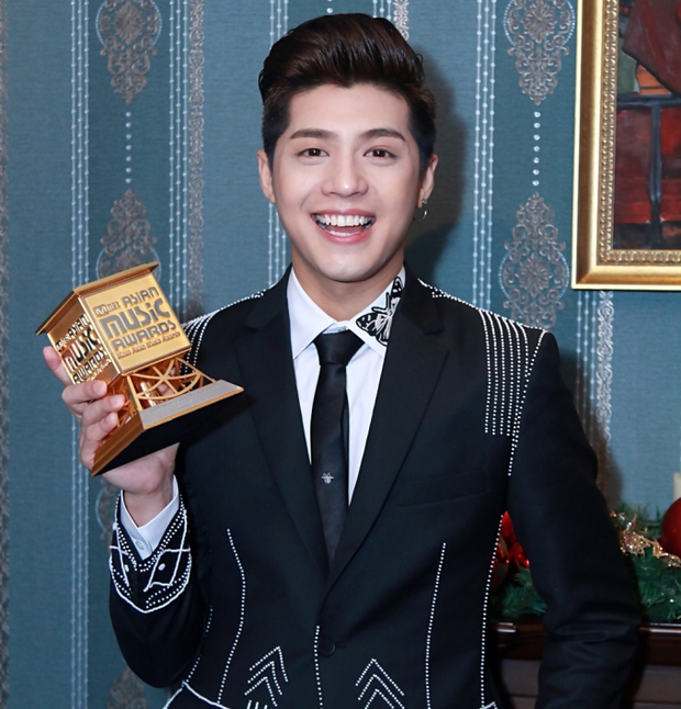 Noo Phước Thịnh lao dốc trong mắt khán giả: Bị cấm hát loạt hit cũ, vướng chỉ trích vì bình luận khiếm nhã-2