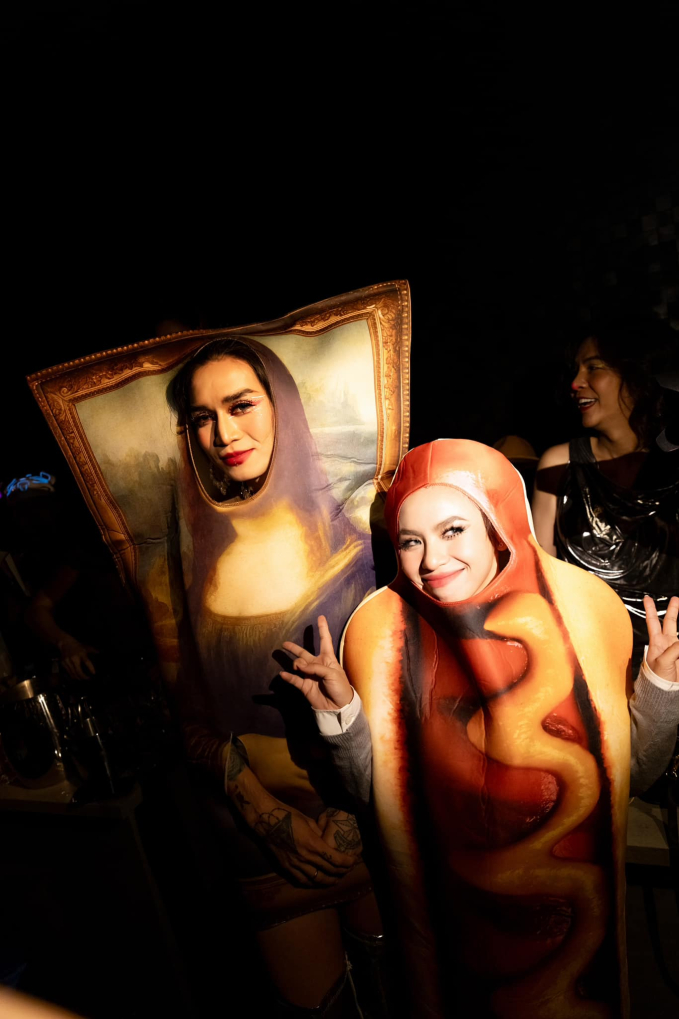 Vbiz nhập tiệc Halloween: Elsa Thùy Tiên bị con trai Hòa Minzy chê toàn tập, loạt sao đầu tư khủng nhưng chiếm spotlight là hội bạn BB Trần-9