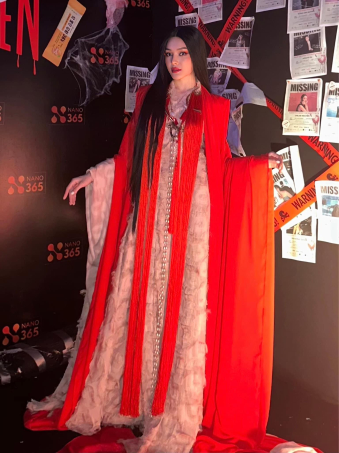 Vbiz nhập tiệc Halloween: Elsa Thùy Tiên bị con trai Hòa Minzy chê toàn tập, loạt sao đầu tư khủng nhưng chiếm spotlight là hội bạn BB Trần-7