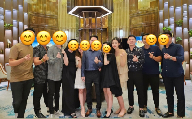 Đỗ Mỹ Linh xuất hiện bên ông xã thiếu gia, sắc vóc ra sao sau khi sinh con đầu lòng?-1