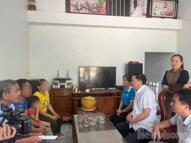 Giám định thương tật cháu bé bị bố đẻ quăng ra đường ở Thanh Hóa-1