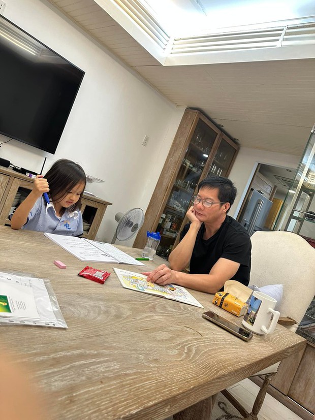 Đại gia Đức An lộ diện giản dị, cùng Phan Như Thảo làm điều đặc biệt trong ngày kết thúc vụ tranh chấp tài sản-5