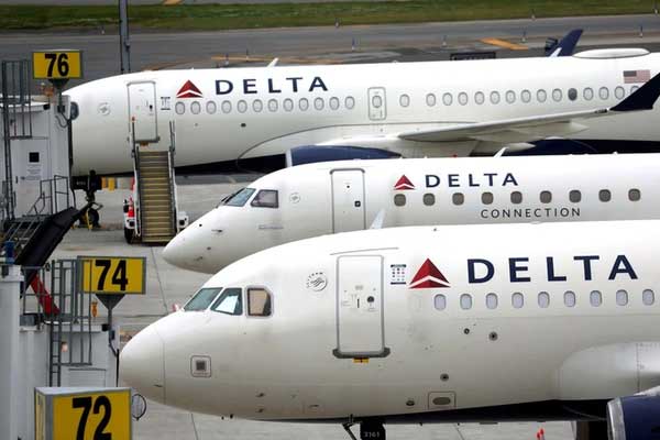 Mỹ: Truy tố phi công dùng súng đe dọa cơ trưởng trên không-1