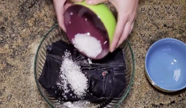 Không phải ai cũng biết, 7 mẹo nhỏ khi giặt quần áo giúp chúng luôn phẳng phiu, sạch sẽ thơm lâu-2