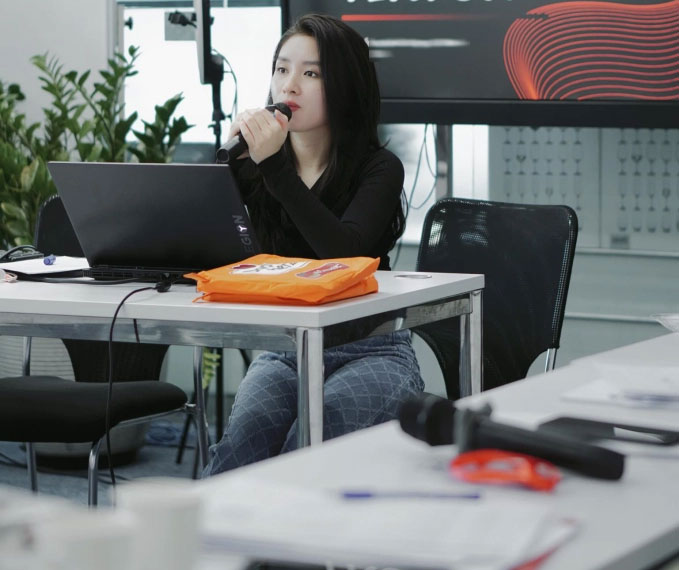 Cô vợ trong vụ đánh ghen ở Nhà hát đương đại nhắn tiểu tam: Nếu không, em đứng trên sân khấu em khó thành công đấy-2