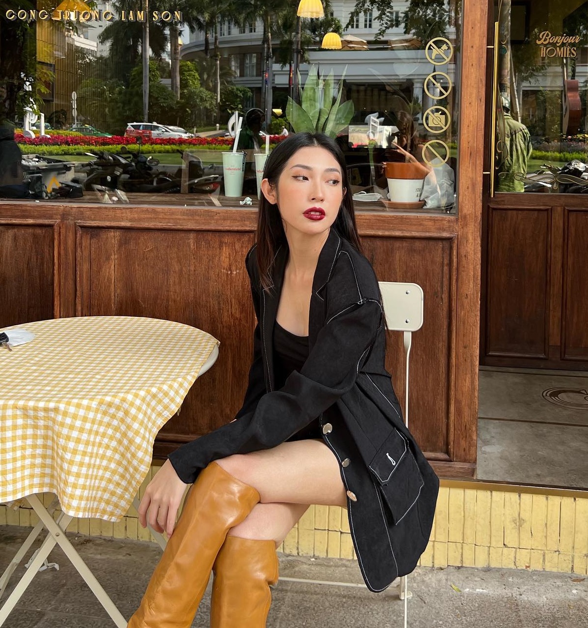 Thời trang của Khổng Tú Quỳnh (Chị đẹp đạp gió rẽ sóng), ai muốn trẻ hóa phong cách nên học tập-7