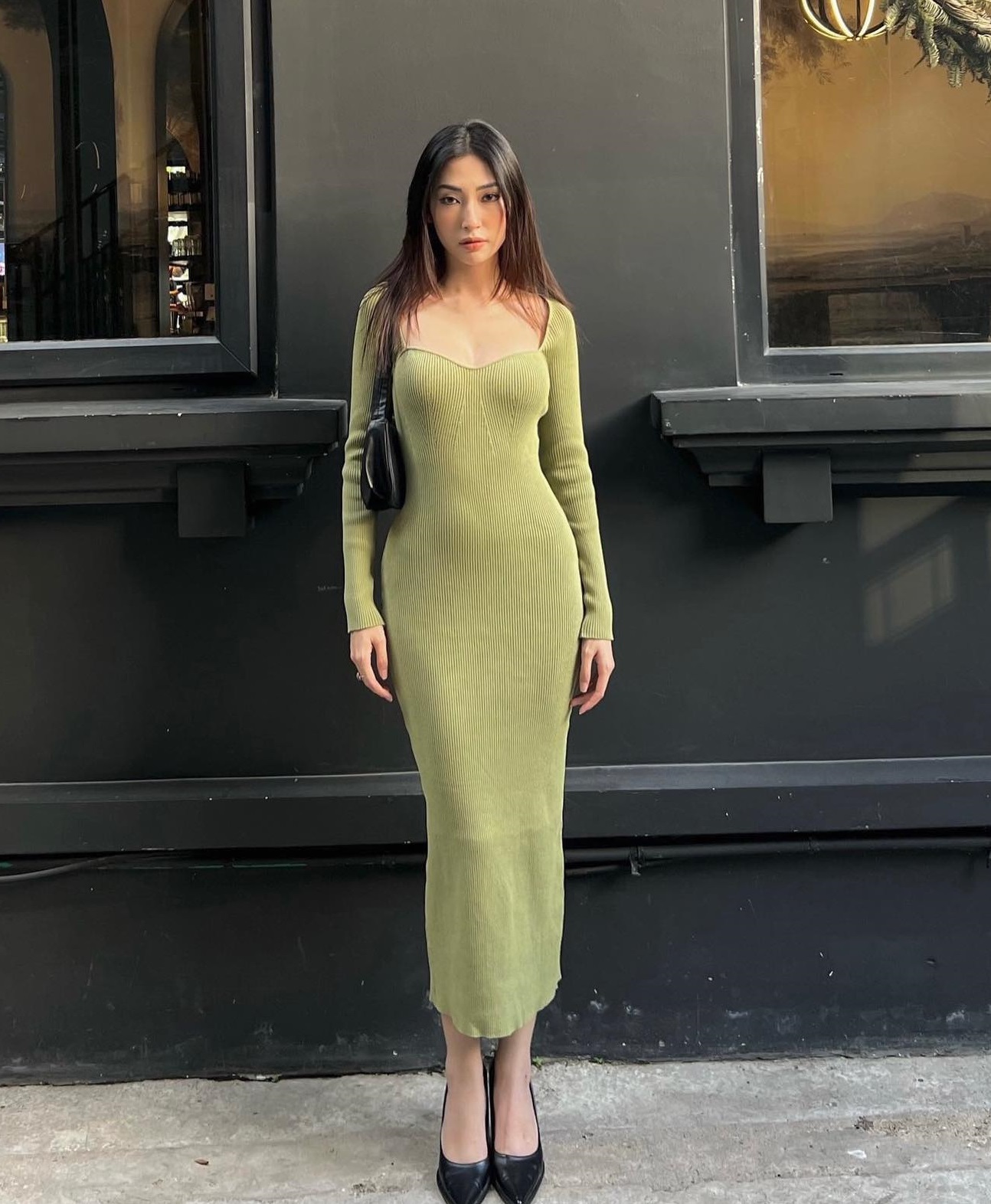 Thời trang của Khổng Tú Quỳnh (Chị đẹp đạp gió rẽ sóng), ai muốn trẻ hóa phong cách nên học tập-9