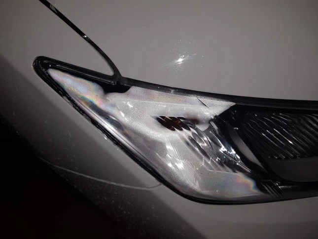 Cách xử lý khi đèn ô tô bị hấp hơi nước-3