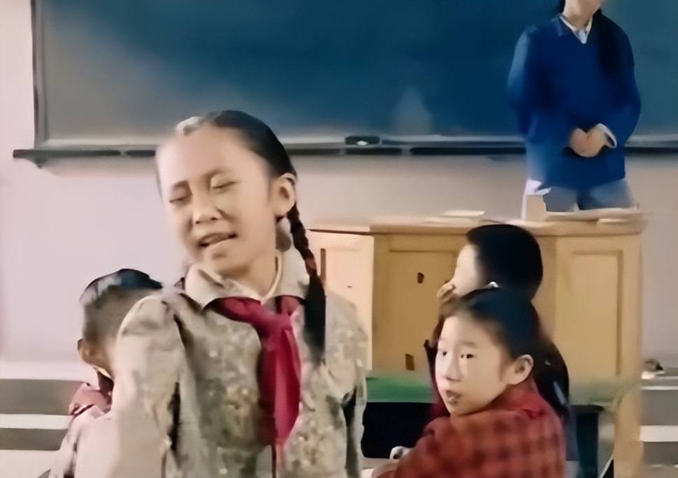 Trò đùa tưởng vô hại của con khiến bố mẹ mất oan 350 triệu, tương lai một đứa trẻ bị ảnh hưởng-2