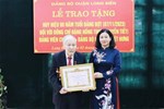 Chủ tịch HĐND Thành phố Nguyễn Ngọc Tuấn trao Huy hiệu Đảng tại quận Đống Đa-6