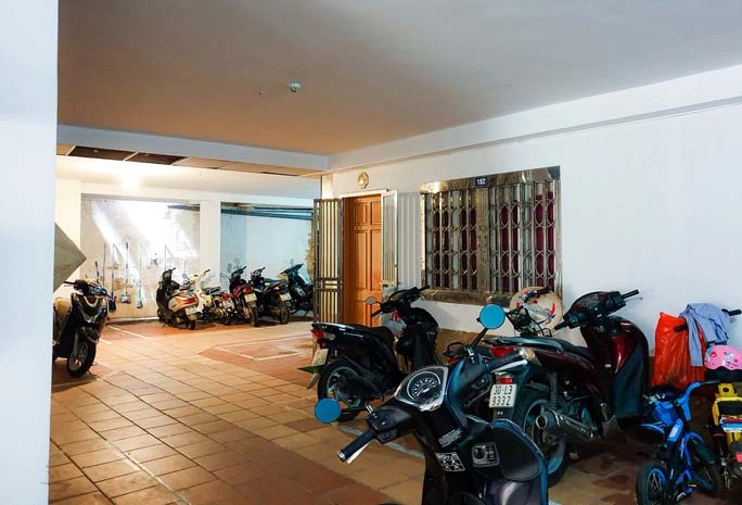 Hà Nội cấm sạc xe điện qua đêm tại chung cư mini-1