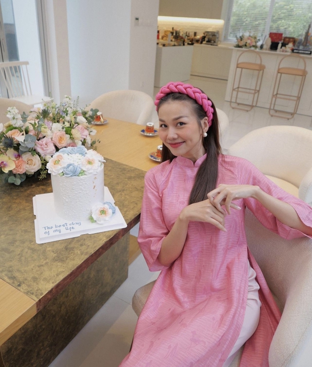 Thanh Hằng khoe nhan sắc rạng rỡ, có 1 thay đổi sau khi kết hôn với chồng nhạc trưởng-3