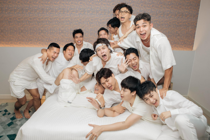 Tiệc độc thân của Puka - Gin Tuấn Kiệt: Trường Giang và dàn sao nam xả kho ảnh lầy lội, đàng gái vẫn còn đang ủ mưu-4