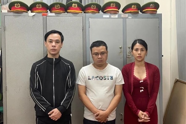 Lại tranh cãi về quy chế sinh viên bán dâm đến lần thứ 4 mới buộc thôi học-3