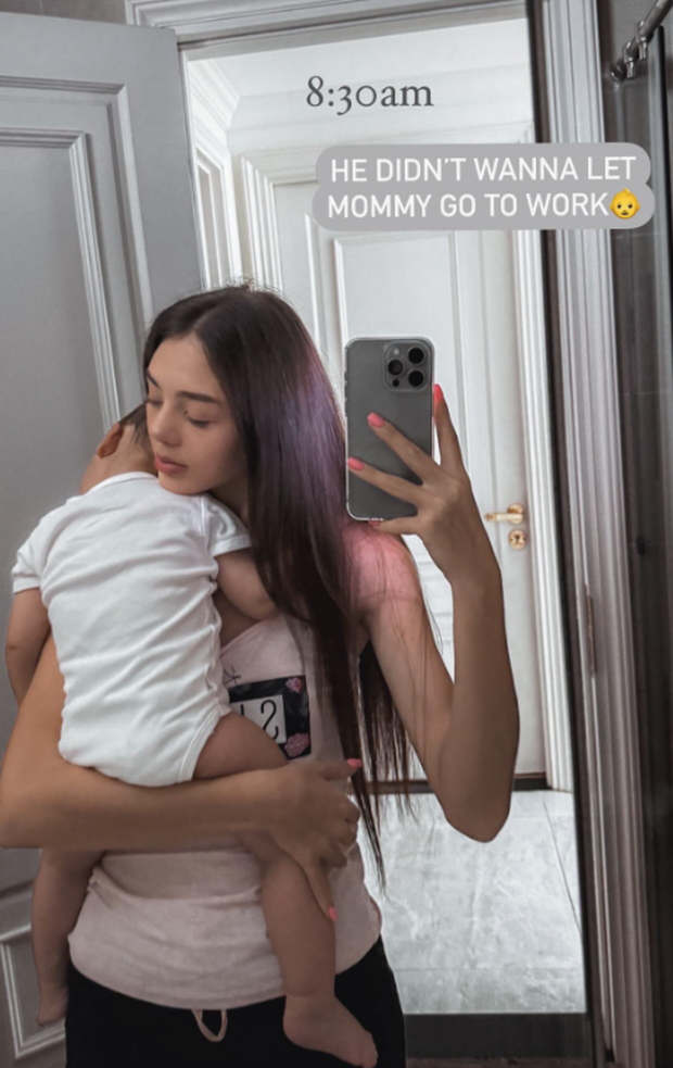 Vợ Tây của Bùi Tiến Dũng tự tay chọn quà cho mẹ chồng, nhắn nhủ bằng tiếng Việt bày tỏ tình cảm-5