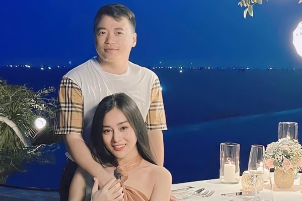 Shark Bình lần đầu công khai ôm vợ bầu, vóc dáng Phương Oanh đã thay đổi rõ rệt khi mang thai đôi-5