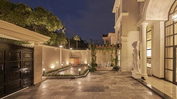 Chị đẹp Lệ Quyên có bao nhiêu bất động sản khiến diva Mỹ Linh phải ngỡ ngàng?-2