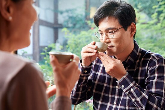 Bàng hoàng với yêu cầu của anh hàng xóm khi cho tôi vay số tiền lớn
