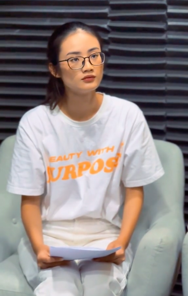 Hé lộ 3 tháng Ý Nhi ở ẩn: Học nói chuyện, diễn đạt sau khi gây tranh cãi vì loạt phát ngôn hậu đăng quang-3