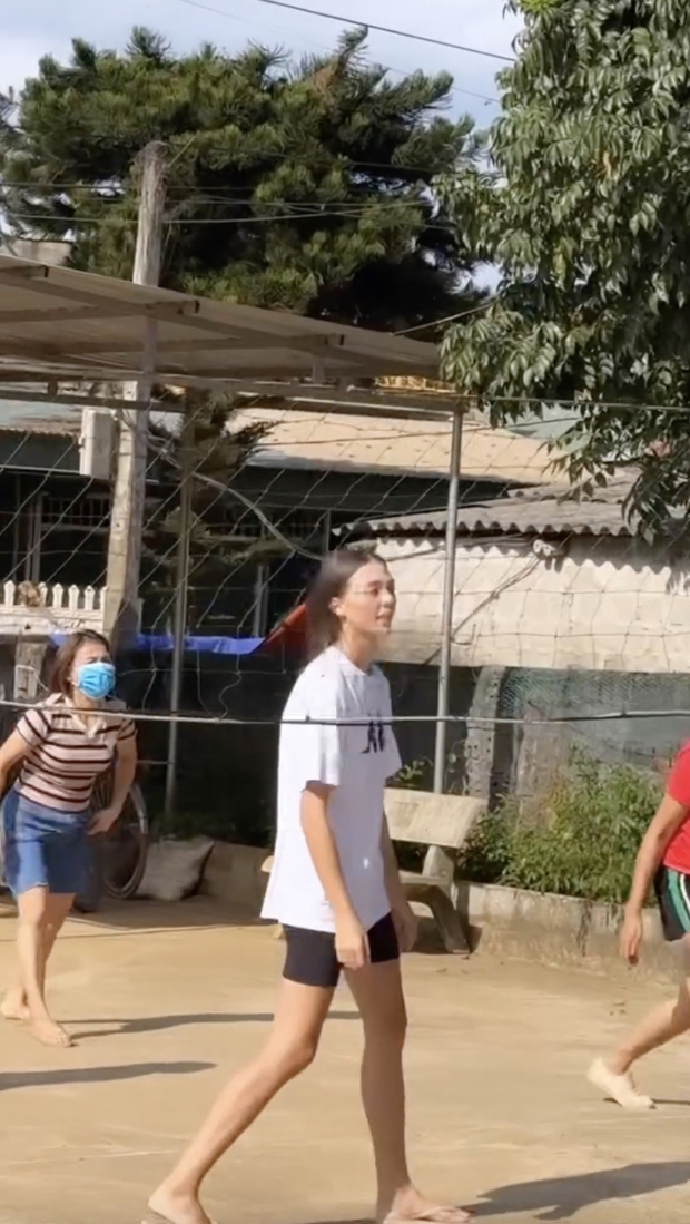 Hai nàng dâu hot Dianka và Doãn Hải My: Ở phố sang chảnh, về quê chồng hoà tan” nhanh chóng-2