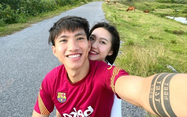 Hai nàng dâu hot Dianka và Doãn Hải My: Ở phố sang chảnh, về quê chồng hoà tan” nhanh chóng-7