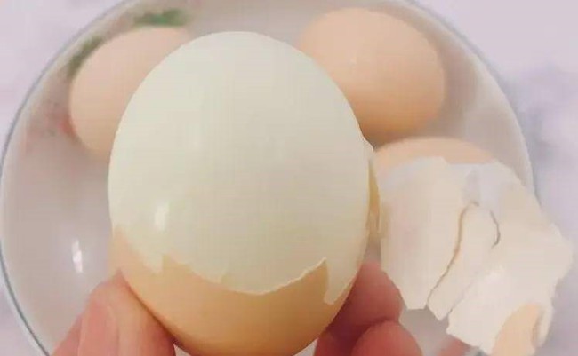 Khi luộc trứng đừng dùng nước lạnh, công thức 12345 mới là cách làm đúng-4