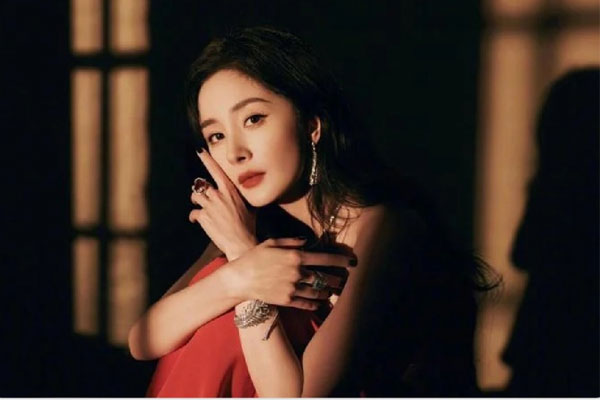 Nếu chẳng may ly hôn, phụ nữ đừng quên mang theo 4 thứ này bên mình-1