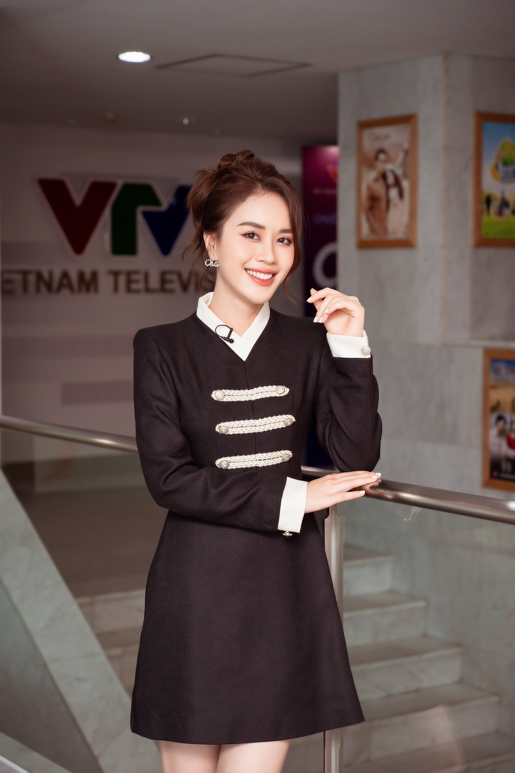 Nữ MC VTV xinh đẹp có cuộc sống sang chảnh, sắp sinh con đầu lòng-1