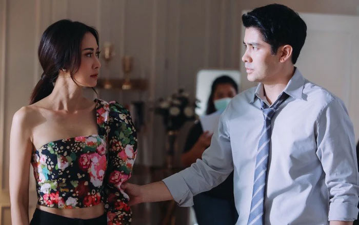 Anh trai giàu có, giỏi giang nhưng luôn coi tôi như người giúp việc-1