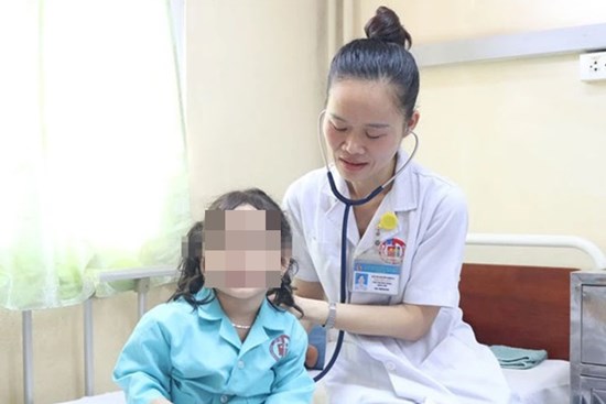 Cảnh báo viêm phổi do vi khuẩn Mycoplasma pneumoniae gia tăng ở trẻ em