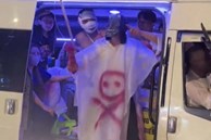TPHCM: Phạt 8 người hoá trang 'ma quỷ' trên xe tang diễu phố đêm Halloween