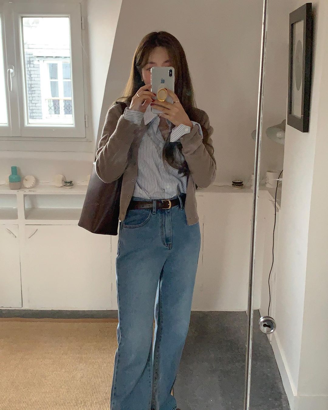 9 cách diện áo sơ mi ưng mắt trong mùa lạnh-8