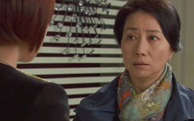 Mẹ tôi ngã ngửa khi biết thu nhập thật của vợ chồng con trai-1