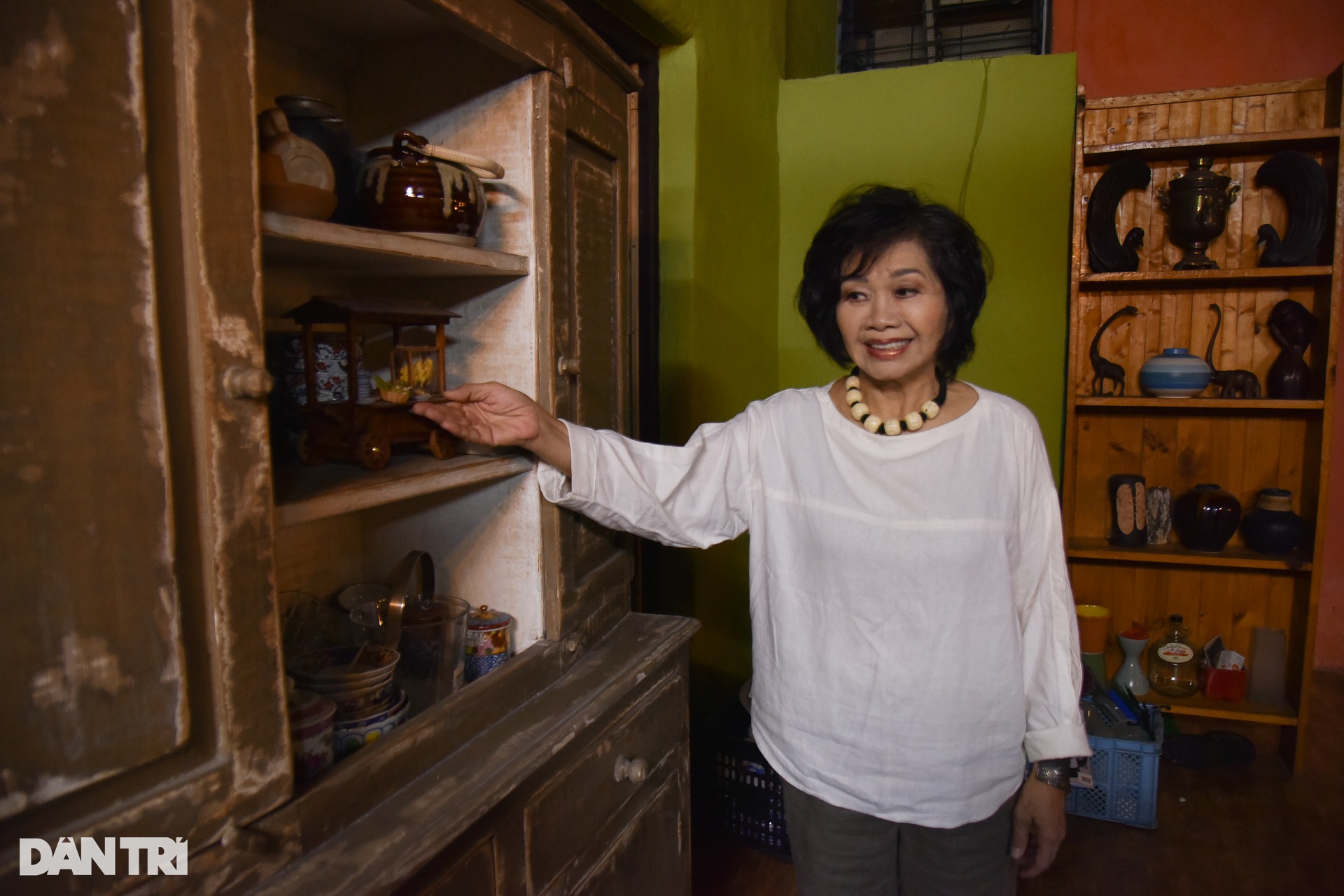 Nhà phố 26 năm của nghệ sĩ Xuân Hương: Nhiều đồ cổ, thích sưu tập búp bê-4