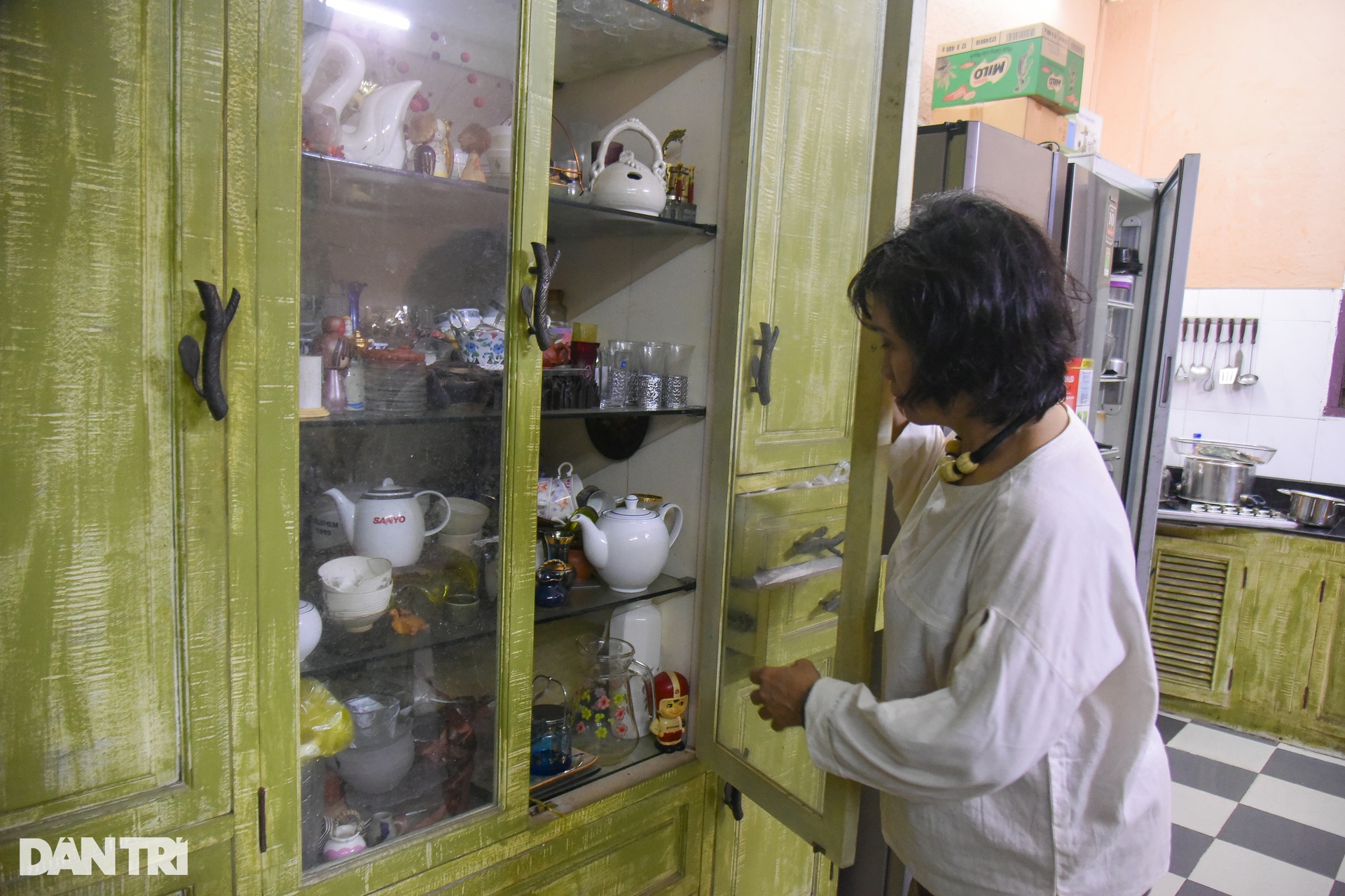 Nhà phố 26 năm của nghệ sĩ Xuân Hương: Nhiều đồ cổ, thích sưu tập búp bê-9