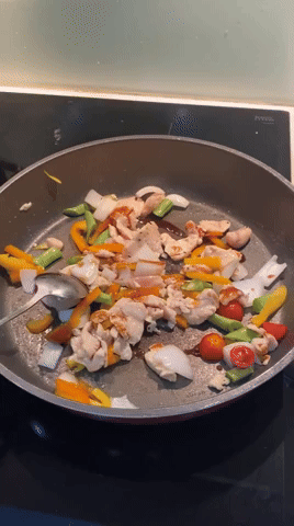 Món khoai lang xào thịt cực lạ miệng, thao tác đơn giản lại hỗ trợ giảm cân-2