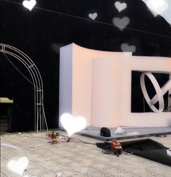 Ảnh cưới lung linh của Đoàn Văn Hậu và Doãn Hải My được dựng tại rạp cưới ở Thái Bình-2