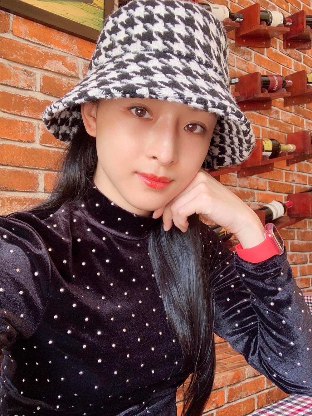 Nhan sắc tuổi U40 và cuộc sống hiện tại của hoa hậu Trương Hồ Phương Nga ra sao?-4