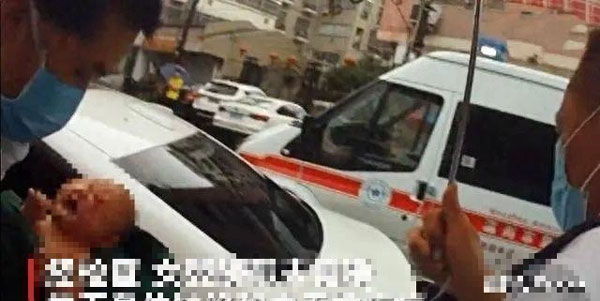 Quên khóa cửa ô tô một đêm, sáng ra chủ xe kinh hãi với cảnh tượng trước mắt-2