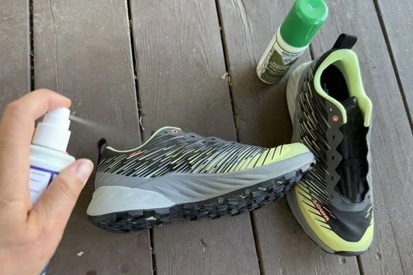 Thêm vài hạt muối khi vo gạo: Lợi ích tuyệt vời, ai không biết quá phí-2