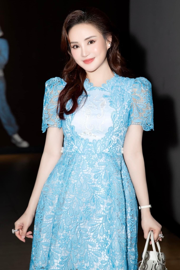 Xôn xao nhan sắc Vy Oanh qua camera thường, so với ảnh tự chụp khác biệt hẳn?-6