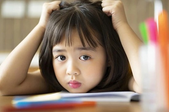 6 hành động của cha mẹ khiến con cái ngày càng kém cỏi