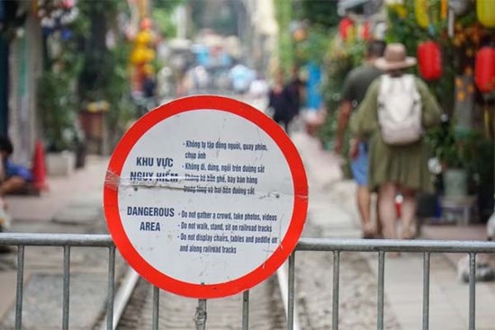 Đường sắt Hà Nội đề nghị giải tỏa phố 