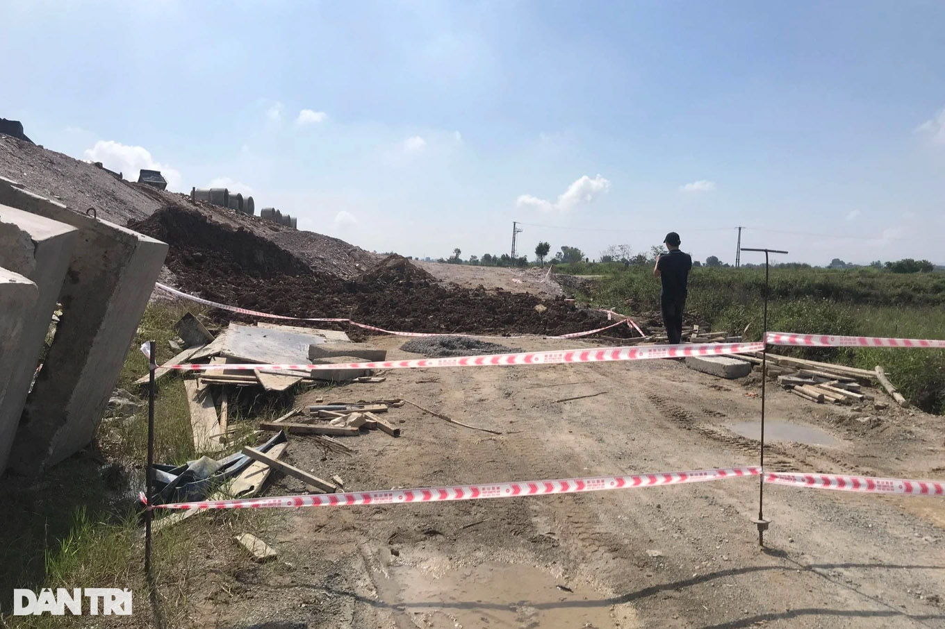 Vụ 2 công nhân tử vong trên cao tốc: Nhận định nguyên nhân ban đầu-1