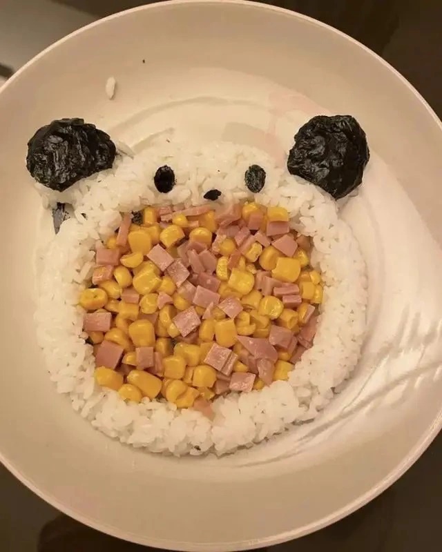 Từng bị chê trách vì nuôi con xa hoa quá mức nhưng có lần Lâm Tâm Như đăng 1 bức ảnh mà được khen hết lời về cách dạy con-1