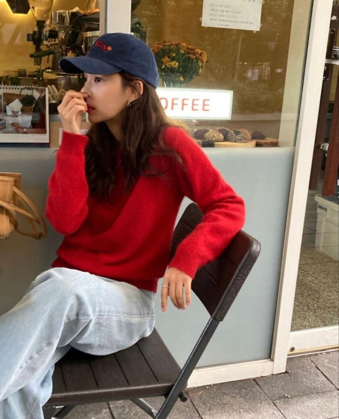 4 gam màu váy áo thịnh hành của mùa lạnh: Siêu tôn làn da gái châu Á, giúp style nàng bừng sáng-7