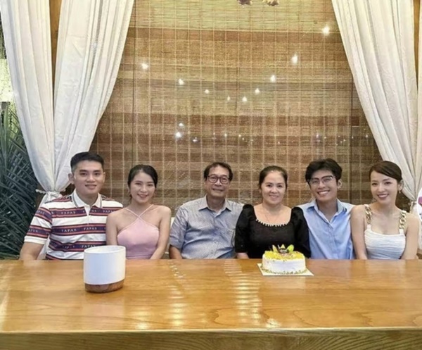 Puka và mẹ chồng bị soi thái độ trong đám cưới ở TP.HCM, chỉ 1 chi tiết lộ rõ mối quan hệ-5