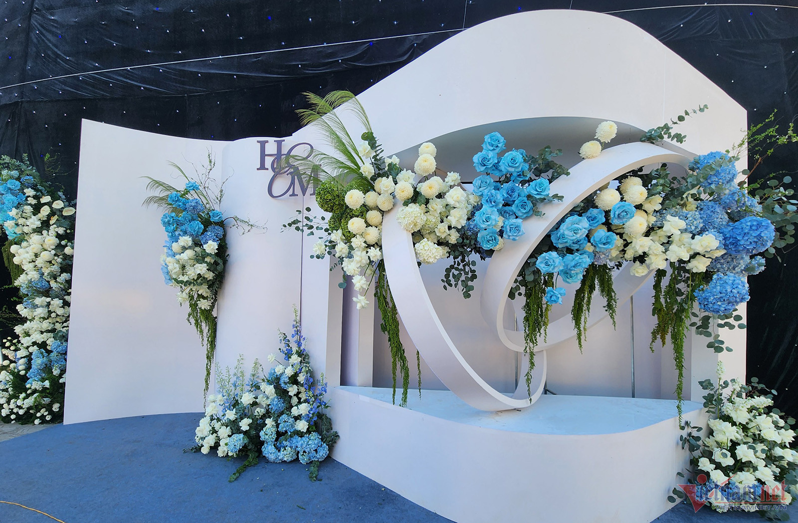 Văn Hậu chi cả tỉ đồng trang trí hoa tươi nhập khẩu cho đám cưới-5