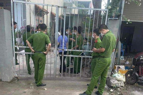 Kinh hãi với chiếc ô tô 5 chỗ lạc tay lái ở Bà Rịa - Vũng Tàu-3