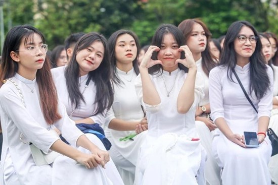 Hiệu trưởng đại học xin chuyển vị trí vì áp lực tự chủ